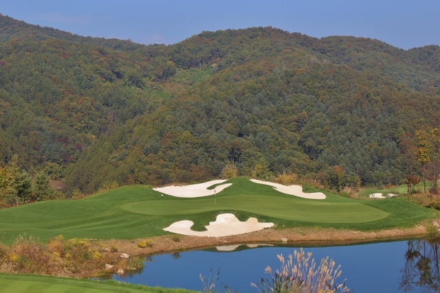 Surprise, surprise: Great golf can be a part of a South Korea trip ...