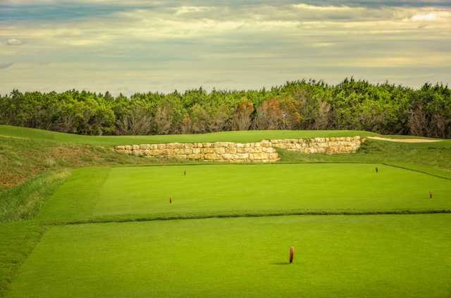 Kissing Tree Golf