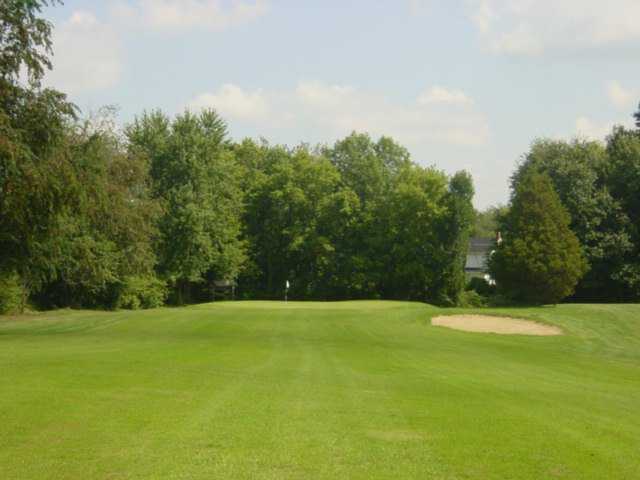 pine hills golf