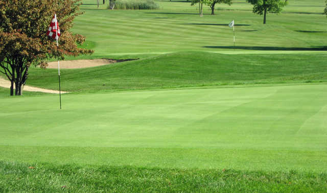 Maple Creek Golf Club in Shepherd, Michigan, USA | Golf Advisor