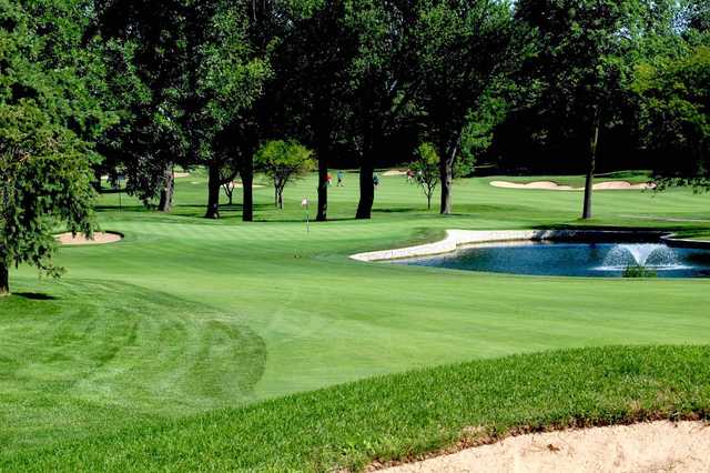 Blue/Red at Northmoor Country Club in Highland Park, Illinois, USA ...