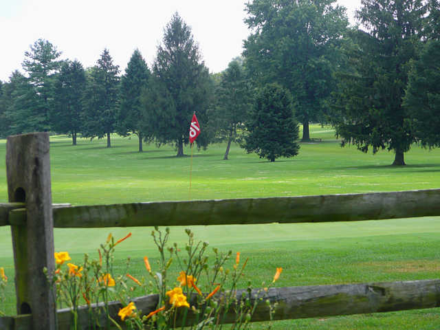 Executive at Evergreen Golf Course Inc in Manheim Pennsylvania USA Executive at Evergreen Golf Course Inc in Manheim Pennsylvania USA