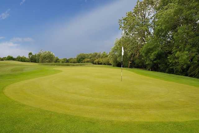 Witney Lakes Resort in Witney, West Oxfordshire, England | Golf Advisor