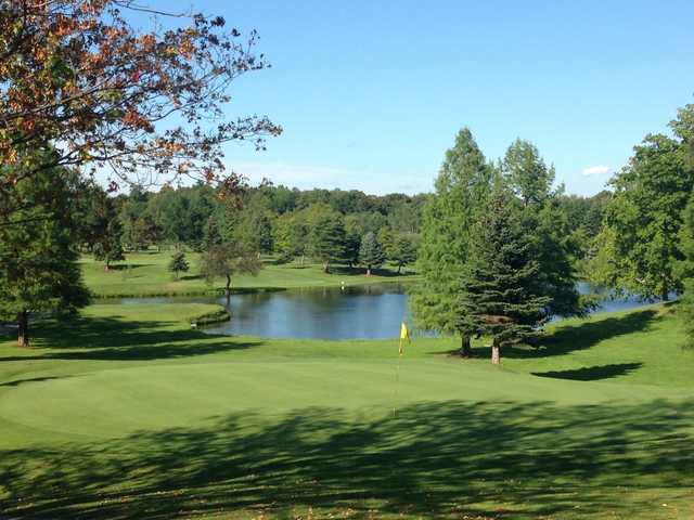 St Denis Golf Course in Chardon Ohio USA Golf Advisor St Denis Golf Course in Chardon Ohio USA Golf Advisor