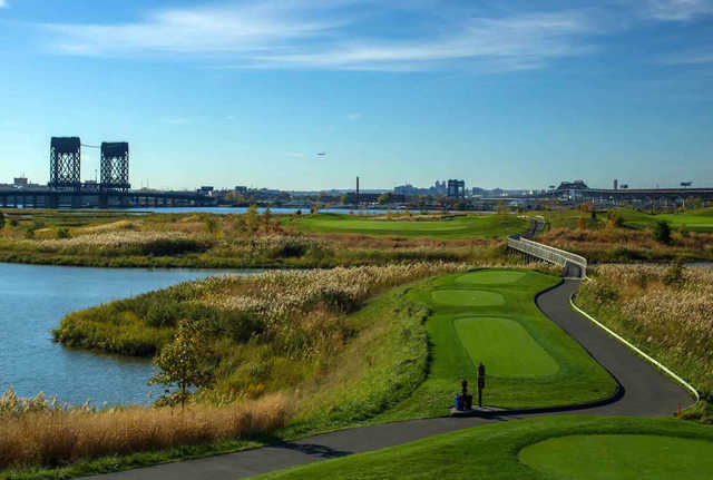 Skyway Golf Course at Lincoln Park West in Jersey City New Jersey USA Skyway Golf Course at Lincoln Park West in Jersey City New Jersey USA